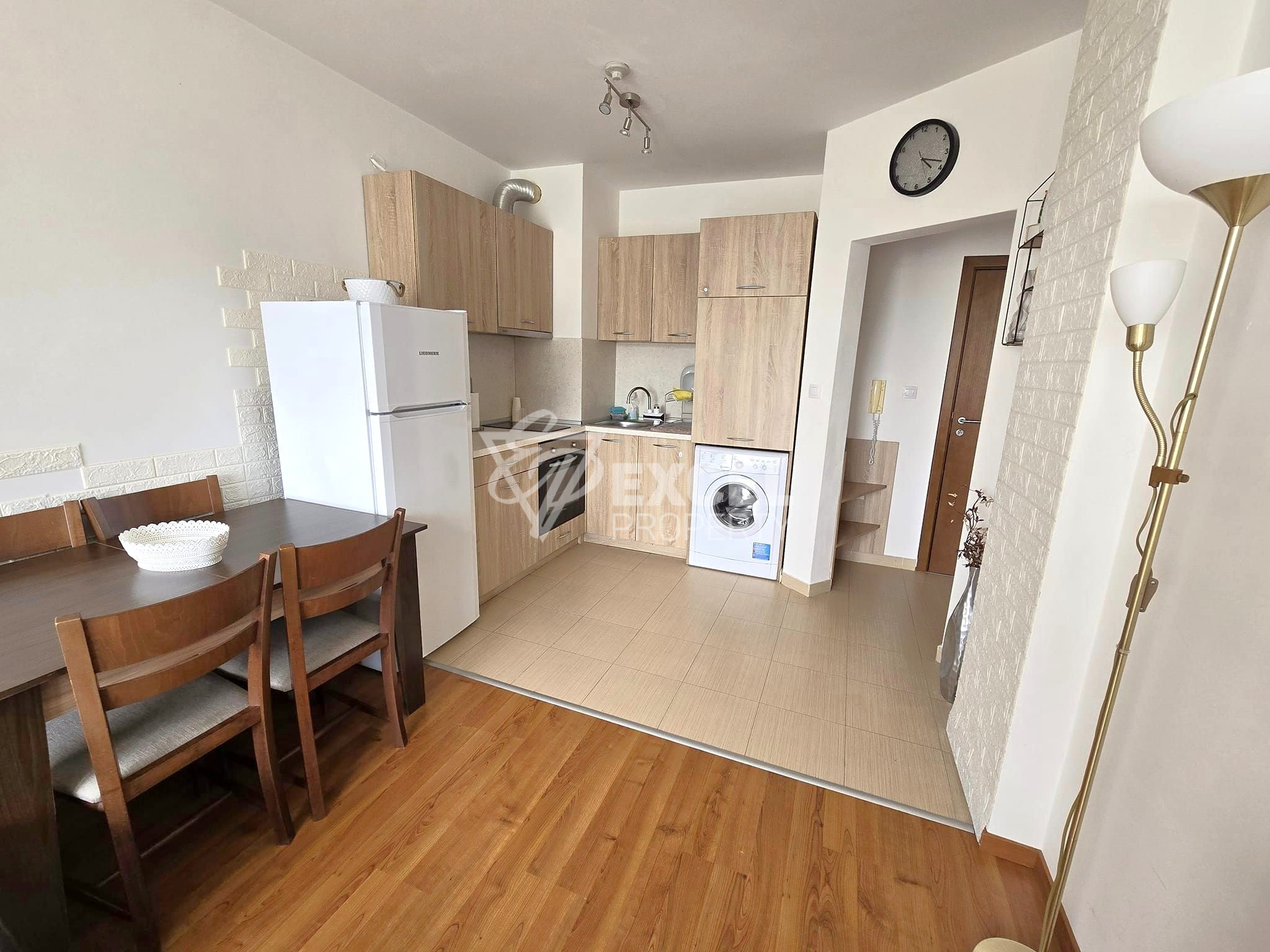 Продается меблированная двухкомнатная квартира в комплексе Belvedere Holiday Club, Банско