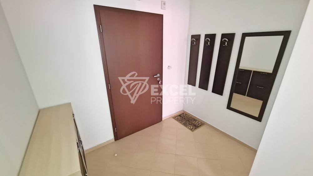 Красиво меблированная двухкомнатная квартира в северной части Солнечного Берега