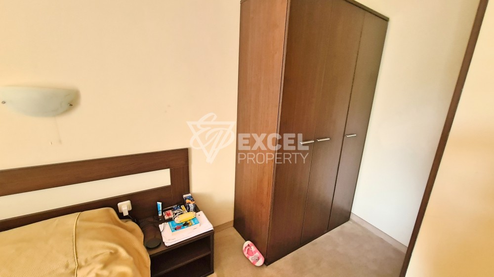 Акция! Очень просторная двухкомнатная квартира на центральной аллее Солнечного Берега