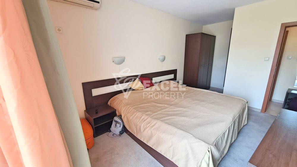 Акция! Очень просторная двухкомнатная квартира на центральной аллее Солнечного Берега