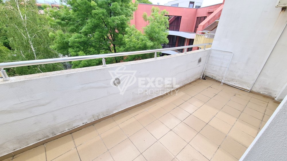 Акция! Очень просторная двухкомнатная квартира на центральной аллее Солнечного Берега