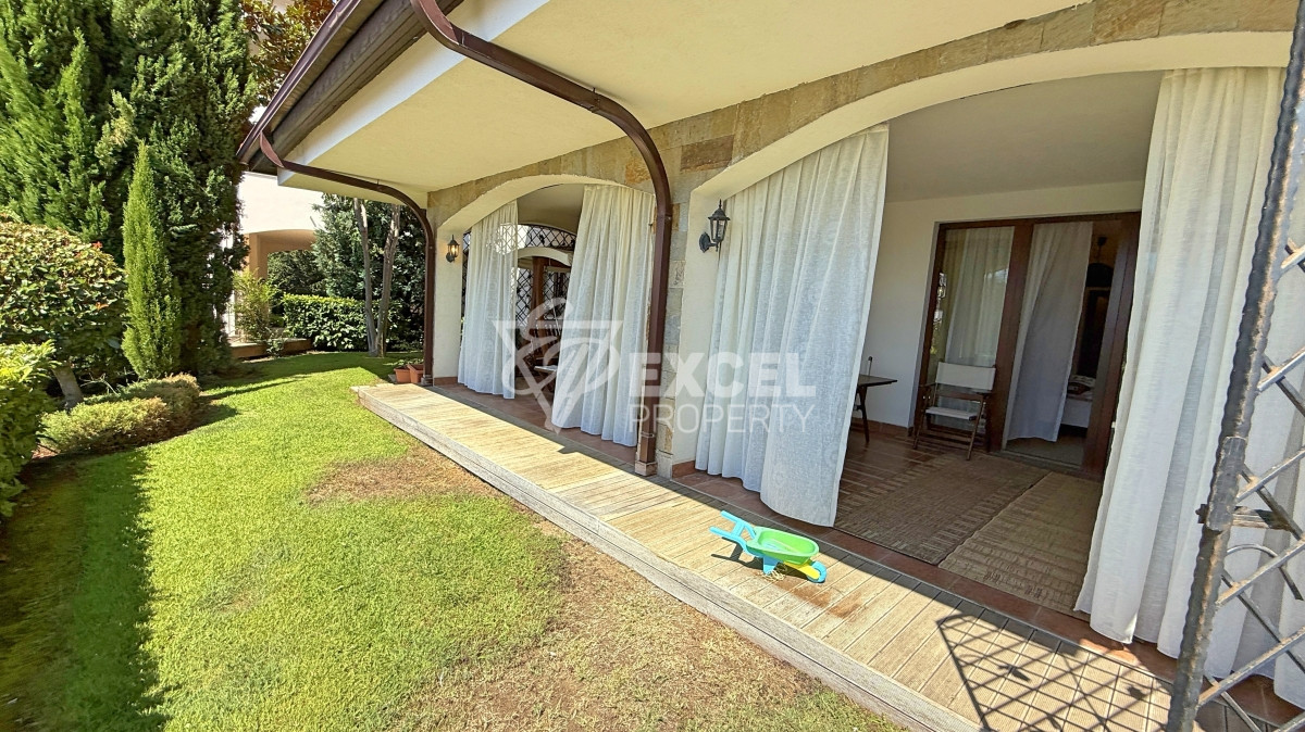 Уникальная многокомнатная недвижимость с атмосферой дома на первой линии моря - Святой Влас