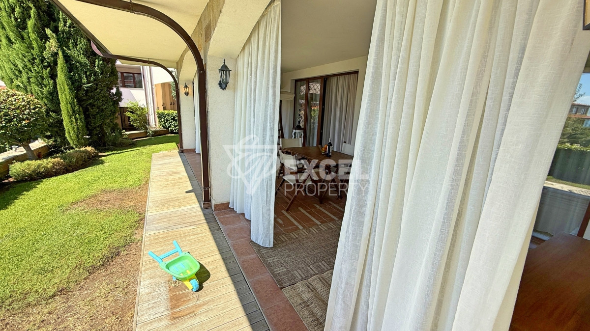 Уникальная многокомнатная недвижимость с атмосферой дома на первой линии моря - Святой Влас