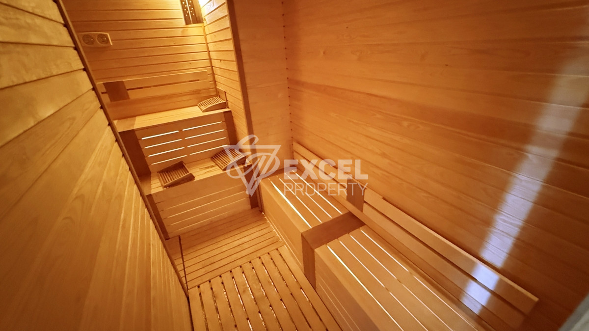 Уникальная многокомнатная недвижимость с атмосферой дома на первой линии моря - Святой Влас