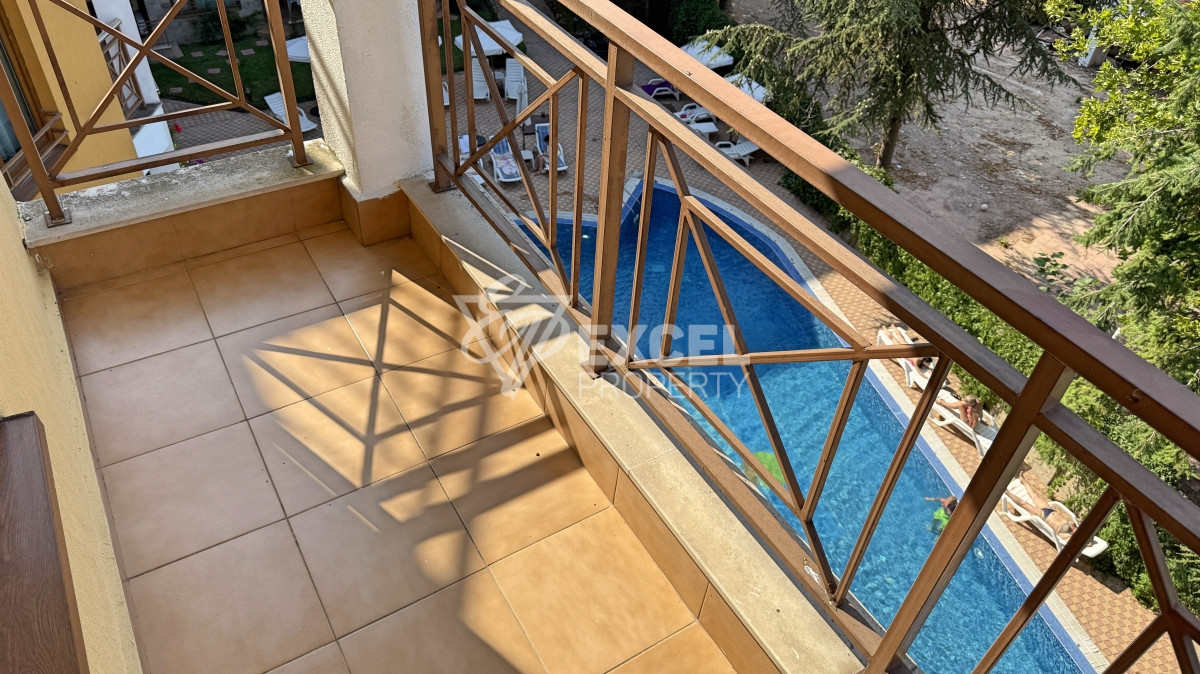 Двухкомнатная квартира в комплексе Голдан Дримс, Солнечный Берег