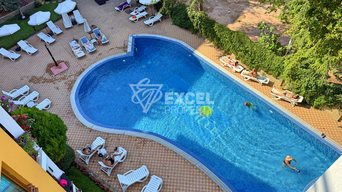 Двухкомнатная квартира в комплексе Голдан Дримс, Солнечный Берег