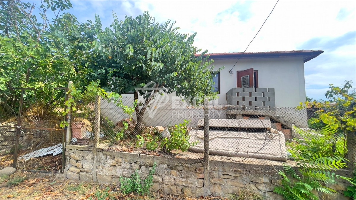 Одноэтажный дом с двумя спальнями в Горице на продаже