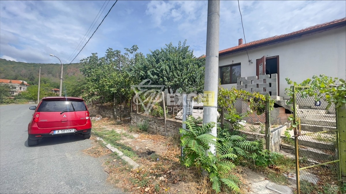 Одноэтажный дом с двумя спальнями в Горице на продаже