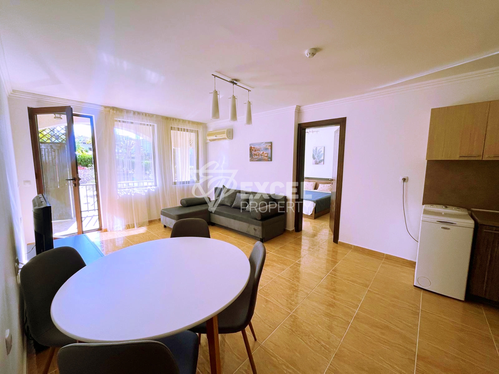 Просторная трёхкомнатная квартира в комплексе «Камбани 3», Святой Влас