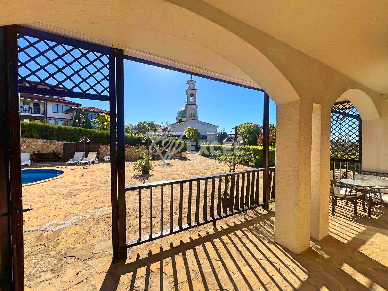 Просторная трёхкомнатная квартира в комплексе «Камбани 3», Святой Влас