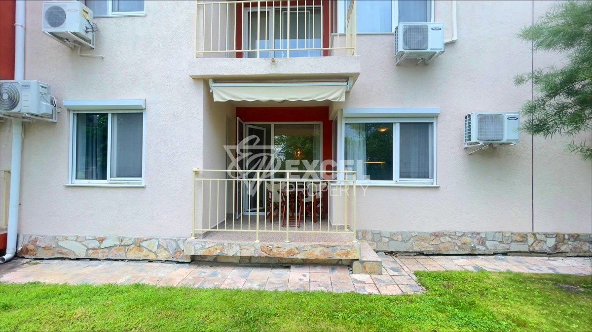 Несебр Форт Нокс - красивая двухкомнатная квартира на партерном этаже