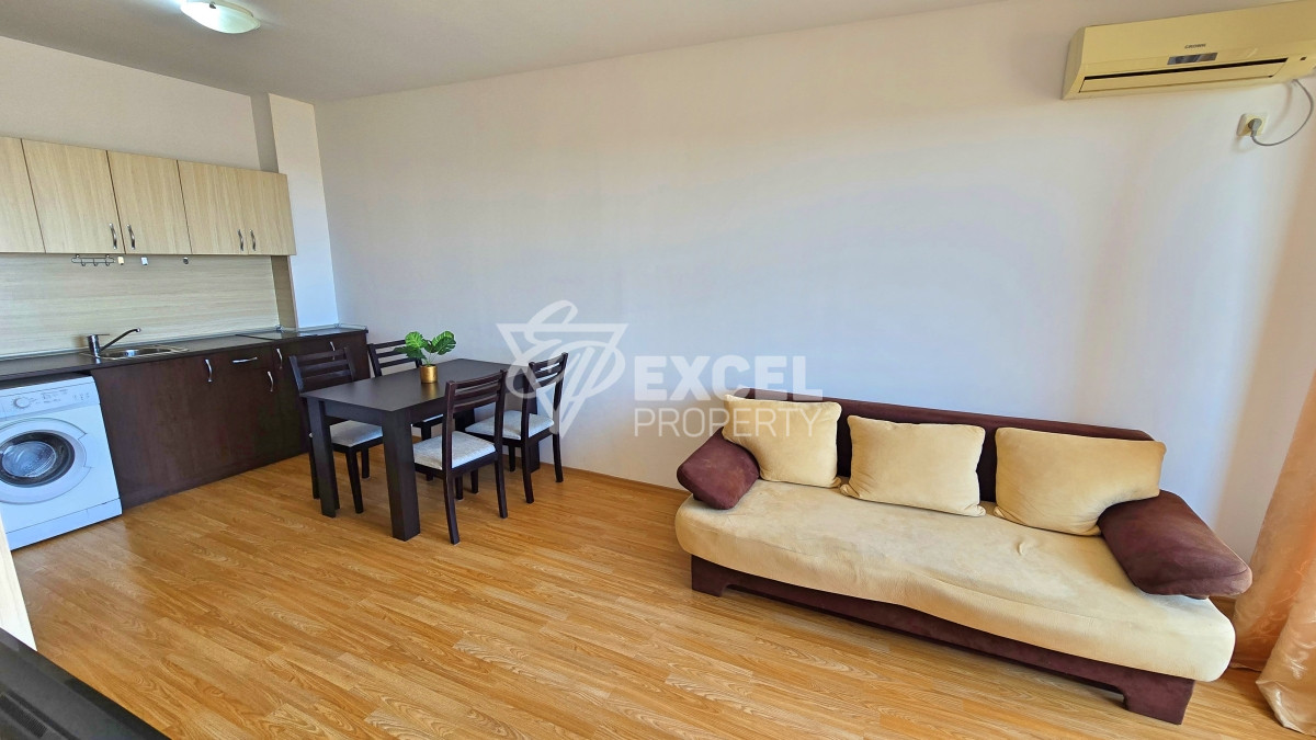 Двухкомнатная квартира в комплексе Сани Дей 6, Солнечный Берег