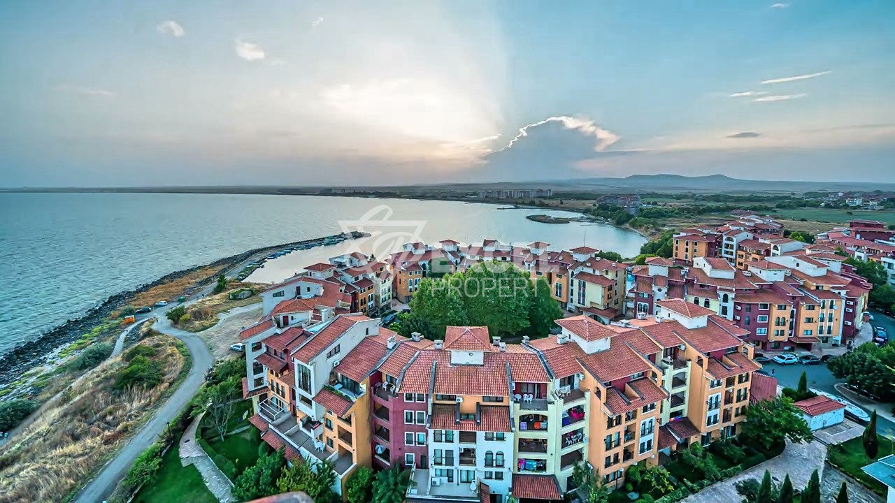 Меблированная двухкомнатная  квартира- Марина Кейп, Ахелой