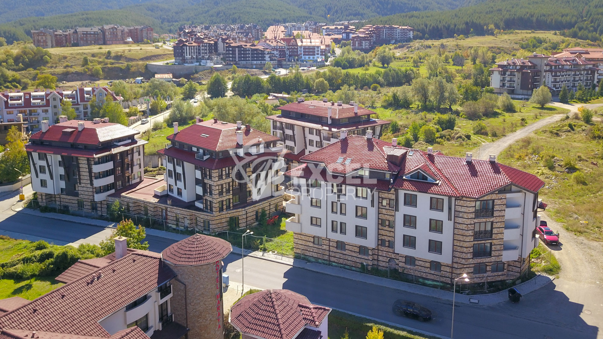 Комплекс "Mountain Homes" с отличным расположением в Банско