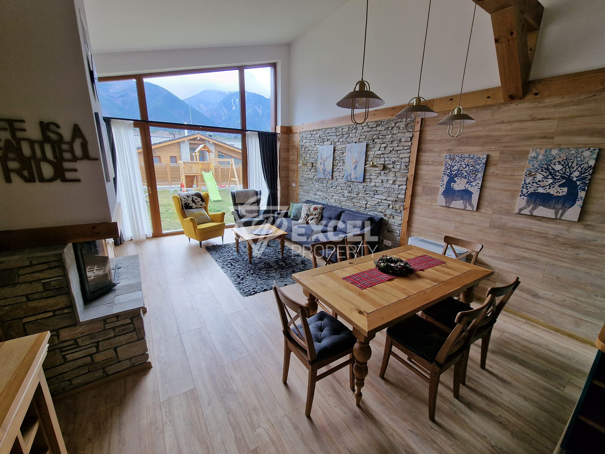 Дом в альпийском стиле с тремя спальнями и большим двором рядом с гольф-полем Пирин, гора Пирин