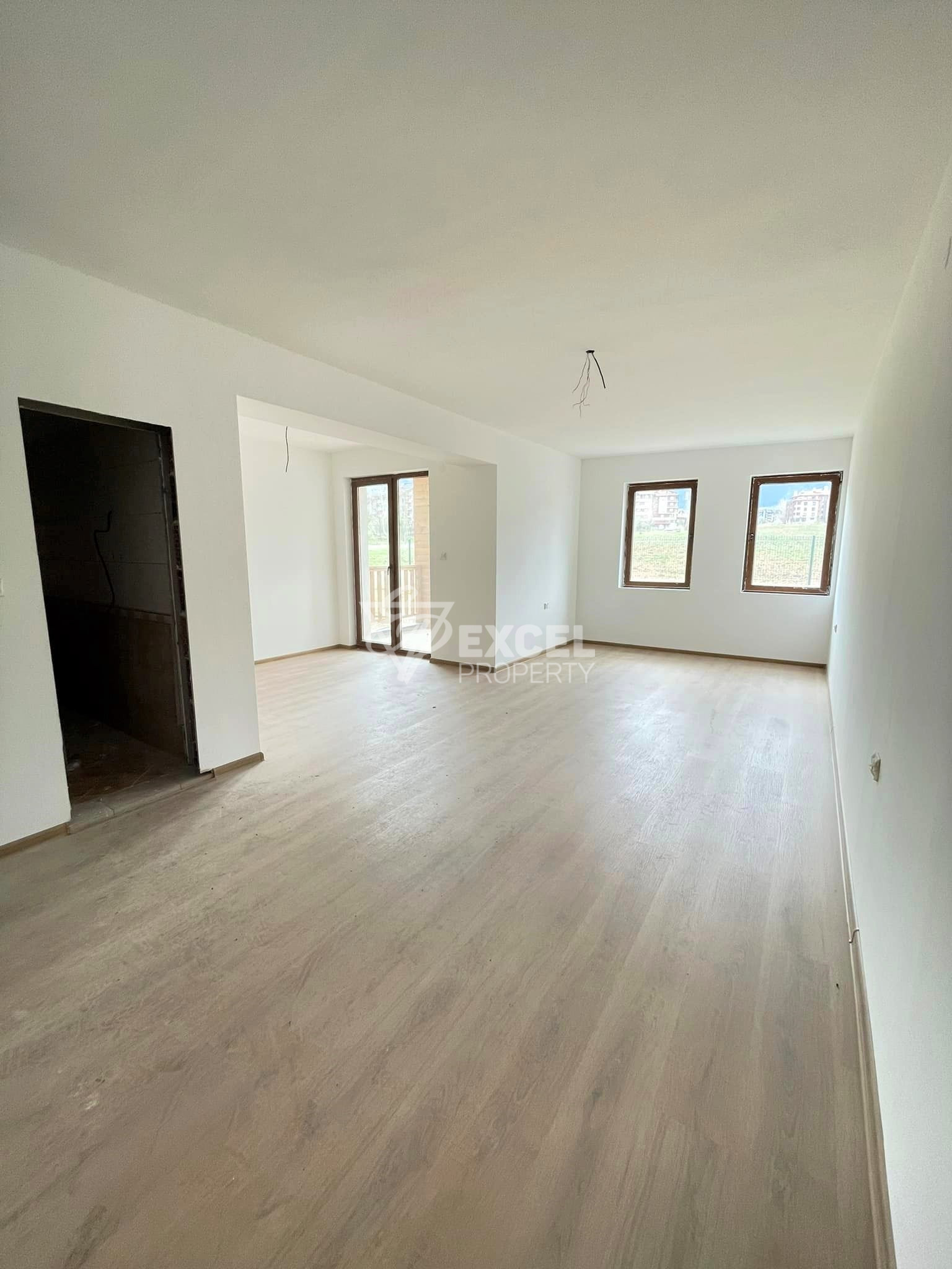 Продается новая двухкомнатная квартира у подножия горы Пирин