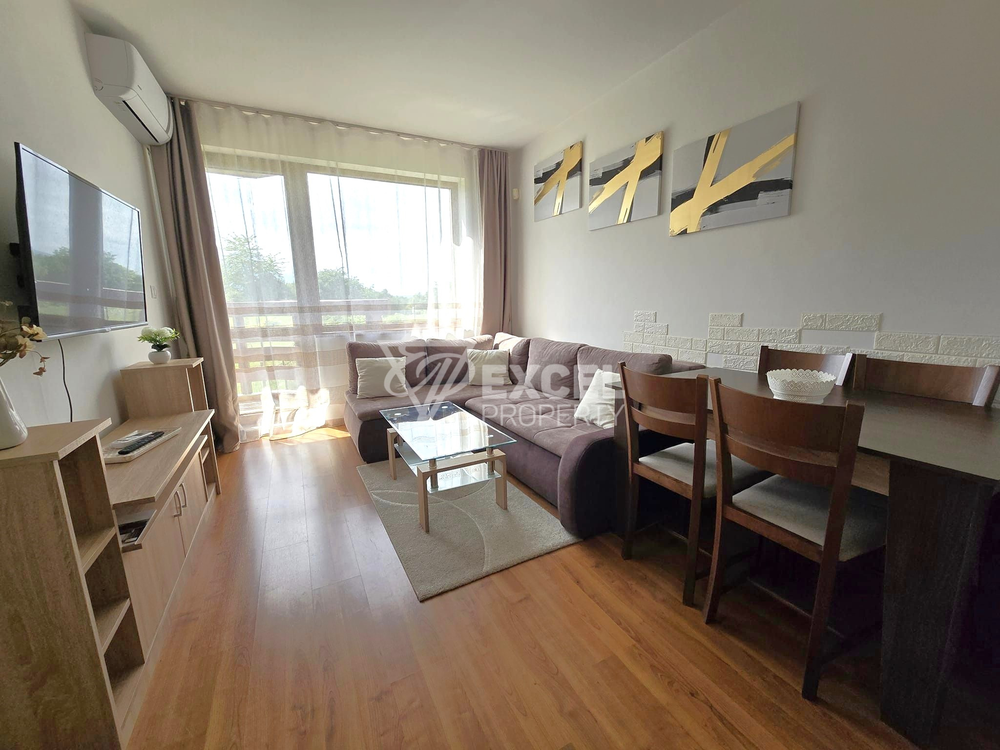 Продается меблированная двухкомнатная квартира в комплексе Belvedere Holiday Club, Банско