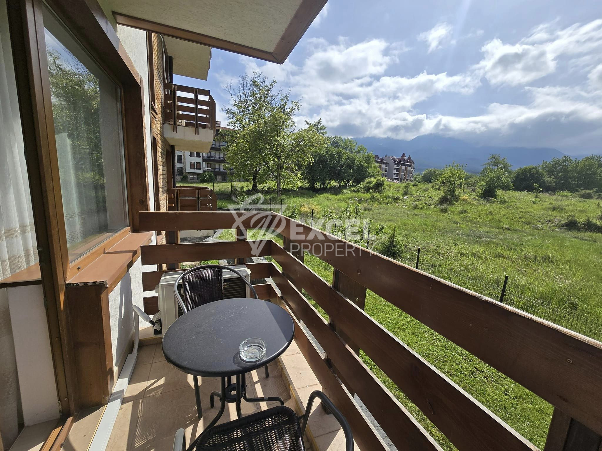 Продается меблированная двухкомнатная квартира в комплексе Belvedere Holiday Club, Банско