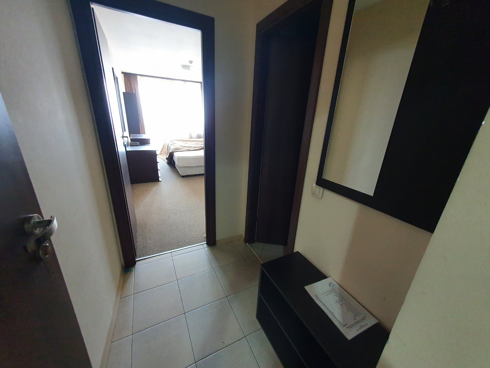 Просторная двухкомнатная квартира с двумя ванными комнатами на продажу в Банско