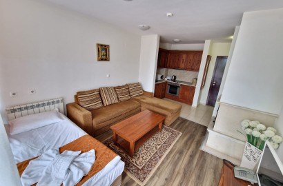 Недвижимость для отдыха: Уютная, меблированная, двухкомнатная квартира на продажу в Банско