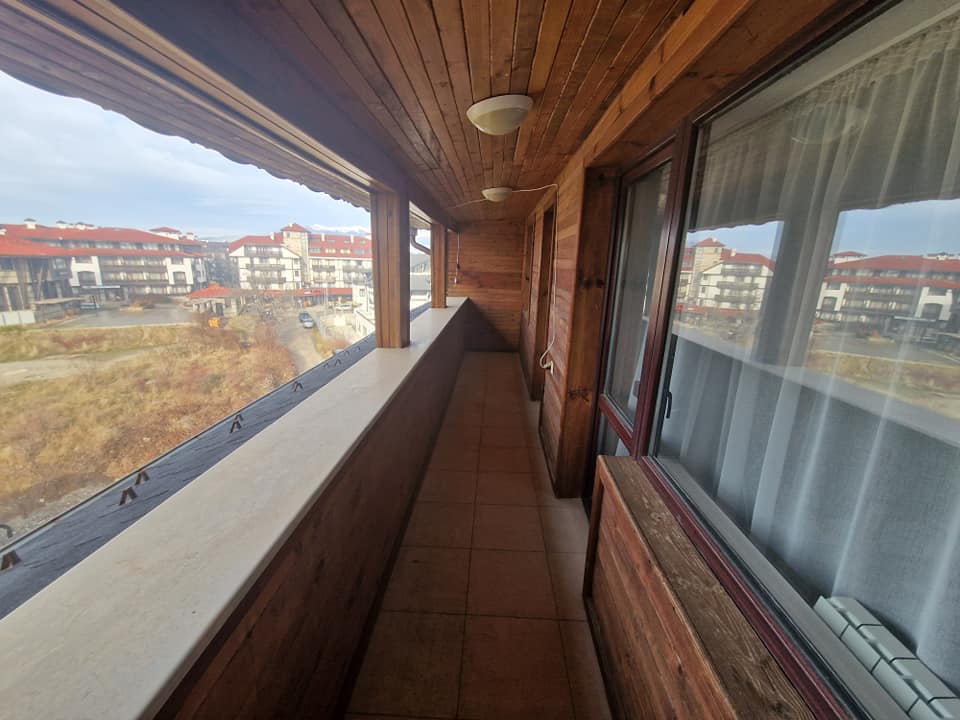 Трехкомнатная квартира в закрытом комплексе Элегант ЛЮКС с фронтальным видом на горы Пирин