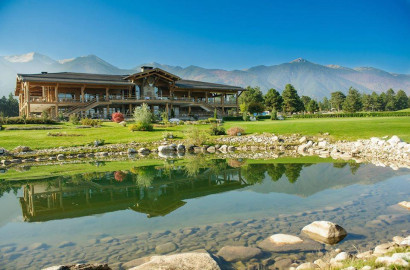 Pirin Golf & Country Club на продажу: Просторная 1-комнатная квартира с прекрасным видом на поле для гольфа