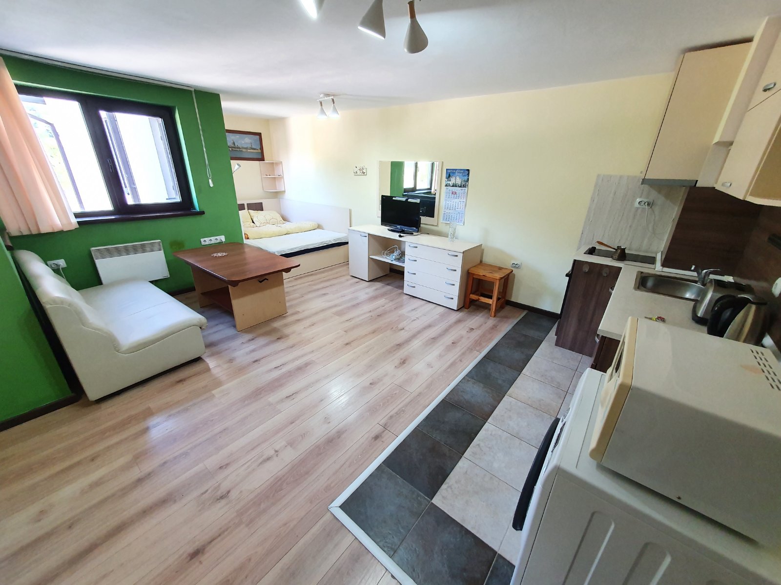 Меблированная однокомнатная квартира с видом на гору Тодорка и Green Life, Банско