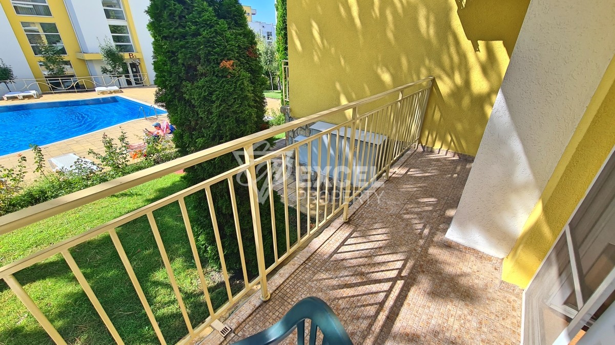 Меблированная квартира с одной спальней в Краун Форт с видом на бассейн