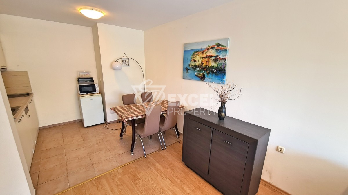 Меблированная квартира с одной спальней в Краун Форт с видом на бассейн