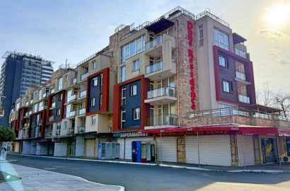 Обзаведен двустаен апартамент на метри от морето в Слънчев Бряг