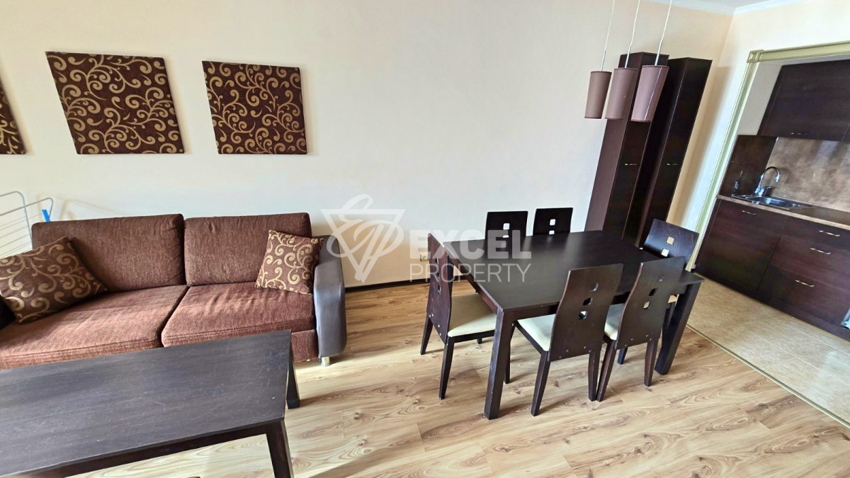 Трехкомнатная квартира на первой линии в Солнечном Береге – рядом с дюнами и морем