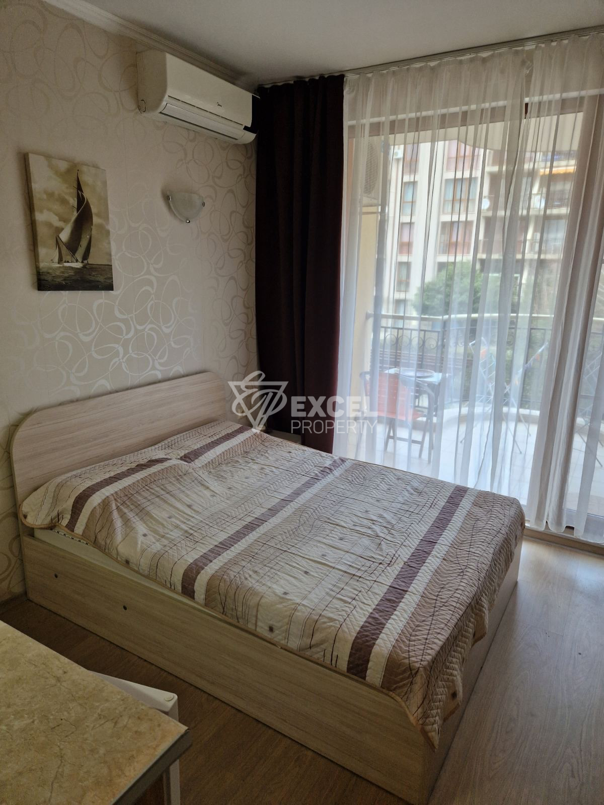 Хармани Суитс, Солнечный берег - меблированная студия на продаже