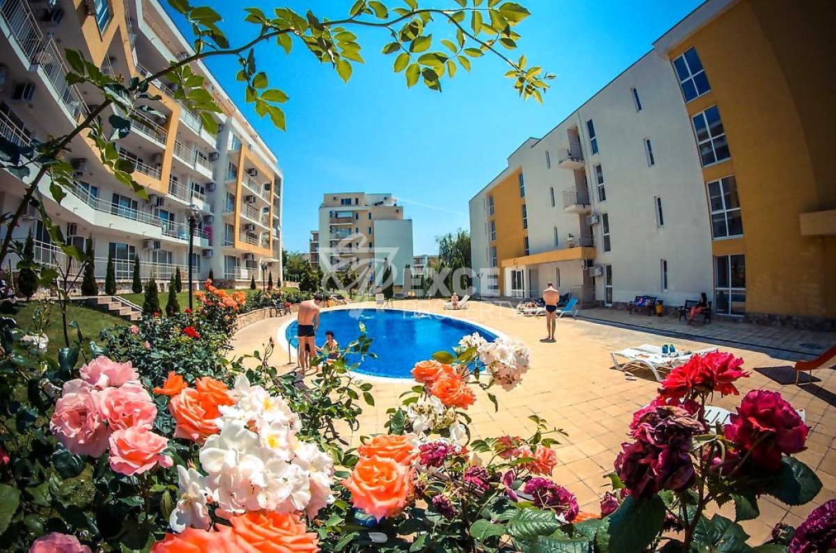 Полностью меблированная, двухкомнатная квартира в Святом Власе