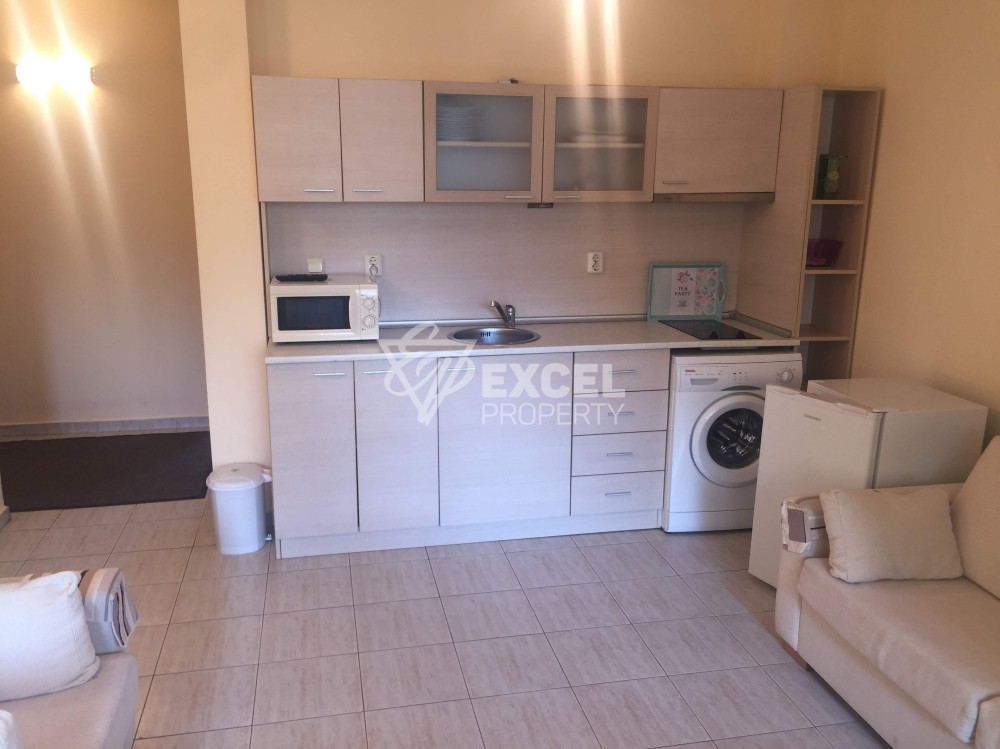 Меблированная трехкомнатная квартира на Солнечном Берегу в комплексе Поло Резорт.