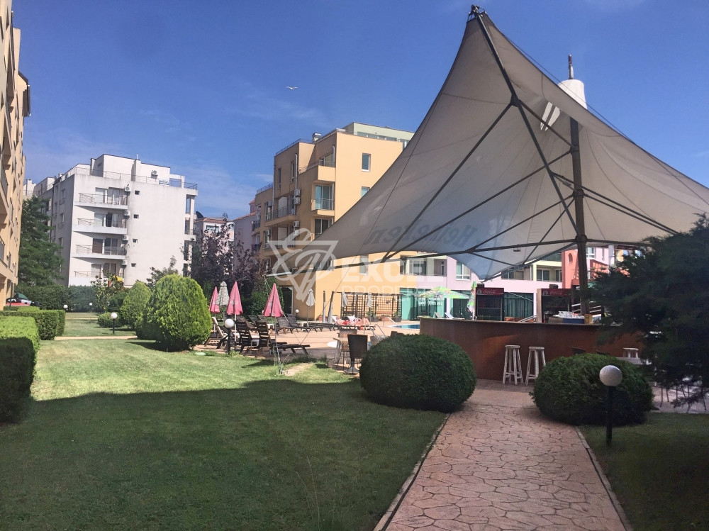 Меблированная трехкомнатная квартира на Солнечном Берегу в комплексе Поло Резорт.